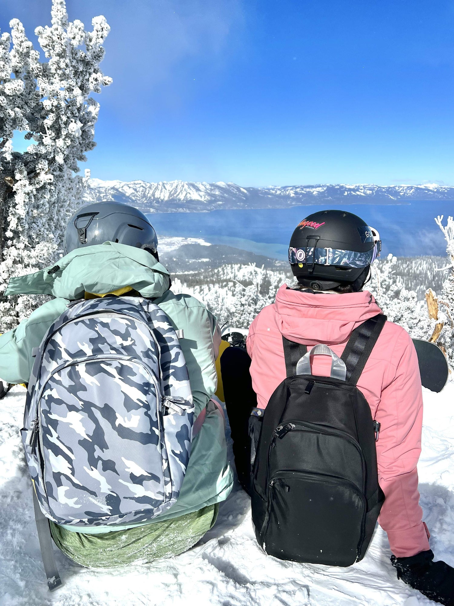 What to Wear for Snowboarding: Gear and Bags from Veltri Sport